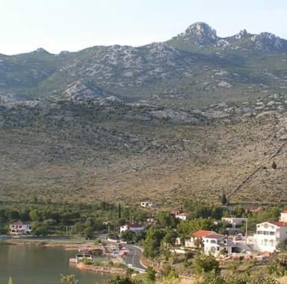 Apartman Larus Starigrad Paklenica Bagian luar foto